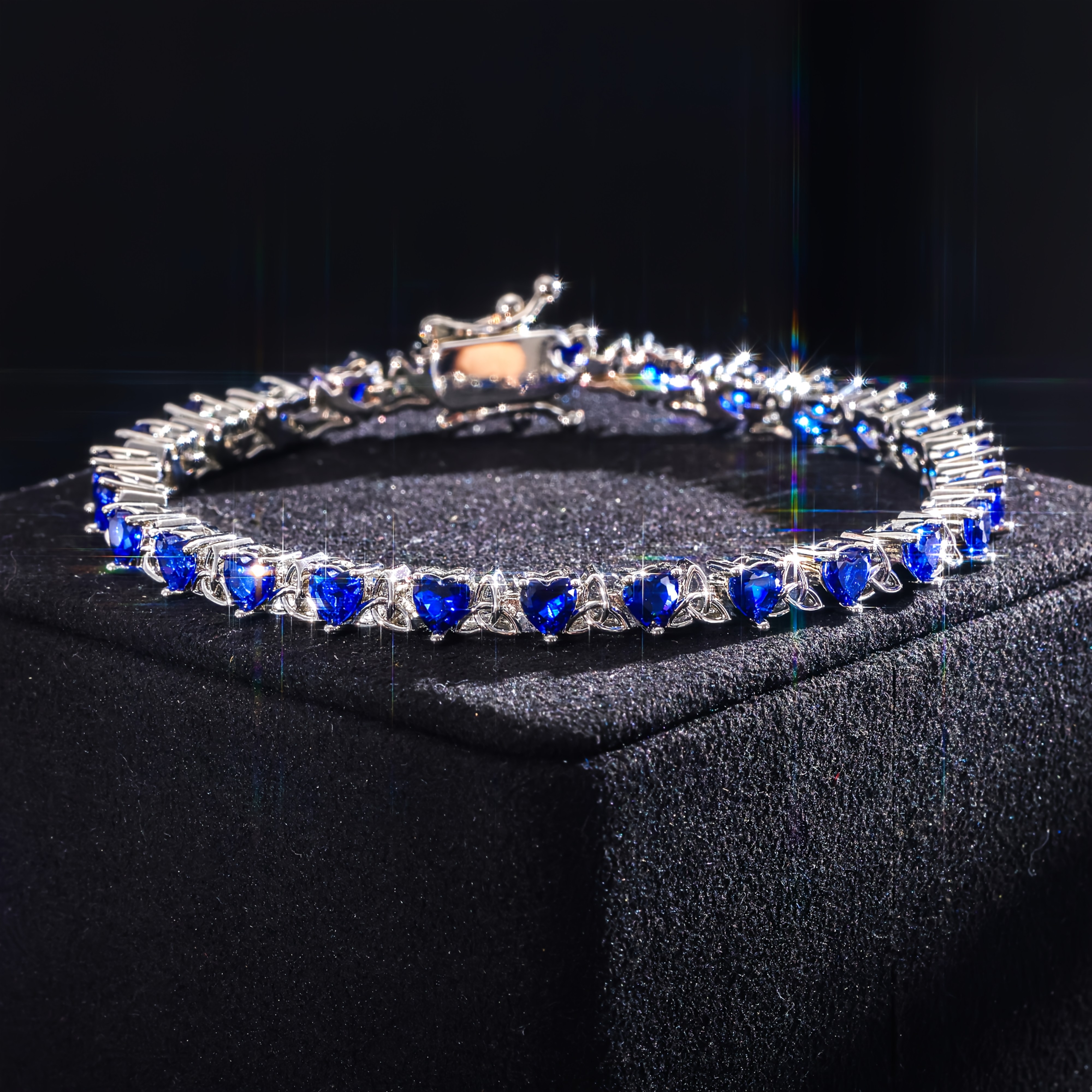 Women's 925 Sterling Silver Sparkling Zirconia Bracelet — Stylish Gift